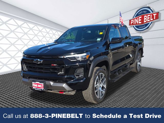 Black 2023 Chevrolet Colorado Z71 Crew Cab 4WD Pickup Truck Four-Wheel Drive 8-Speed Automatic