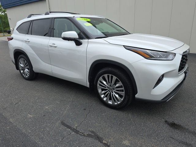 Pearl 2026 Toyota Highlander SUV / Crossover All-Wheel Drive 8-Speed Automatic
