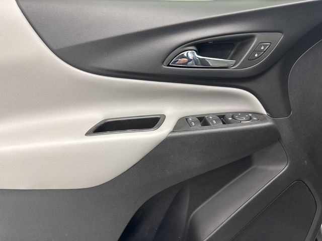used 2023 Chevrolet Equinox car, priced at $19,958