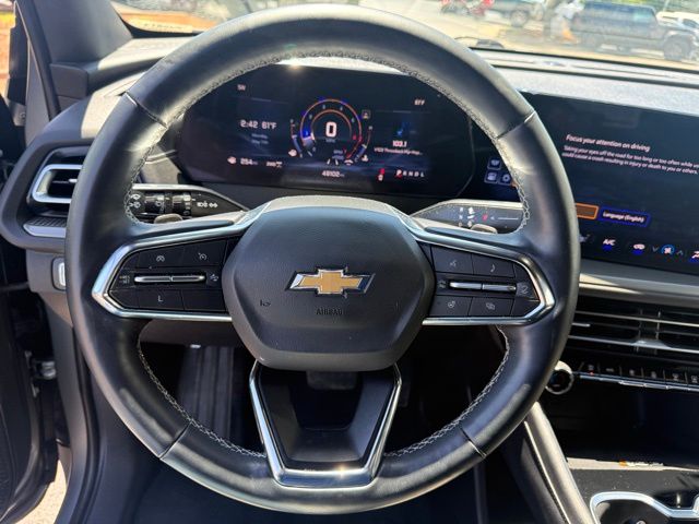 used 2024 Chevrolet Traverse car, priced at $34,187