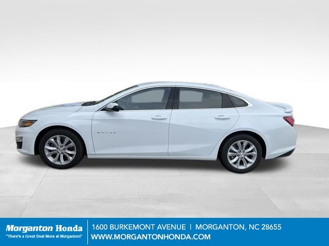 Summit White 2022 Chevrolet Malibu Sedan Front-Wheel Drive Continuously Variable Transmission