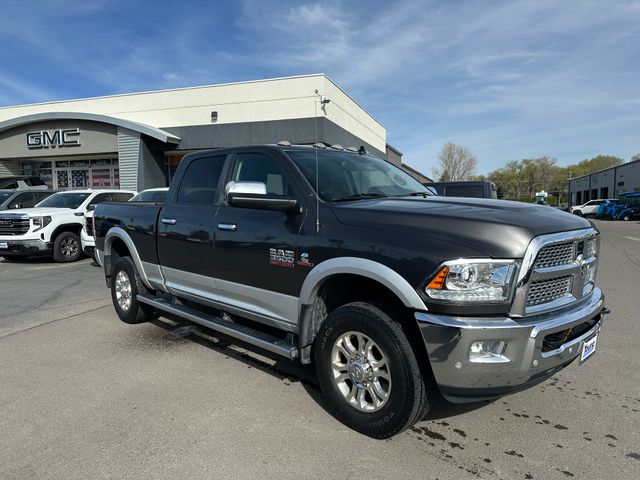 2017 RAM 3500 Laramie Crew Cab 4WD