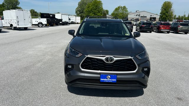 Used 2023 Toyota Highlander SUV