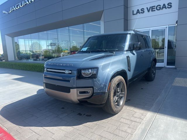 2024 Land Rover Defender 110 P400 X-Dynamic SE AWD
