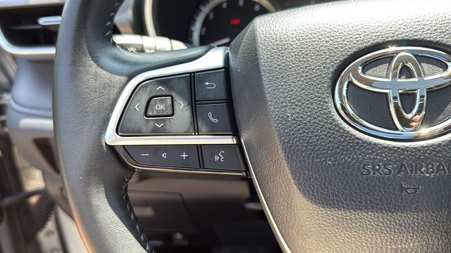 Used 2024 Toyota Highlander SUV