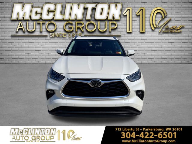 2020 White Toyota Highlander Limited AWD SUV