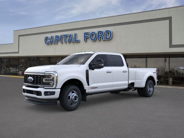 2026 Ford Super Duty F-350® Platinum®