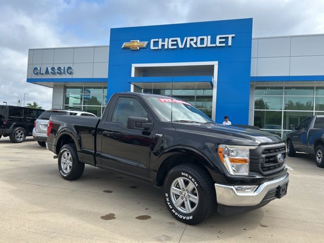 Agate Black Metallic 2021 Ford F-150 XL RWD Pickup Truck 4X2 Automatic