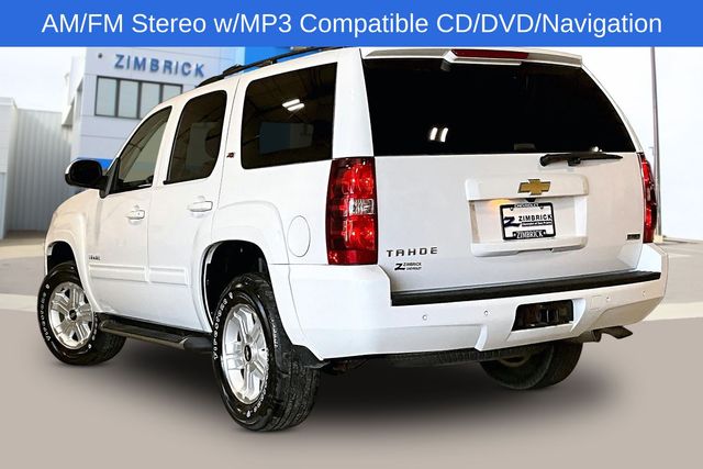 View vehicle photo 4