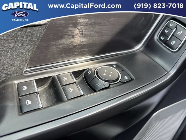 Used 2024 White Ford Lariat image 21