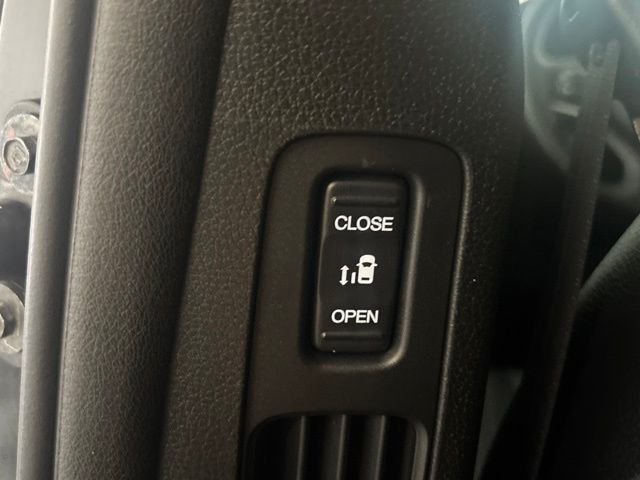 Used 2025 Honda Odyssey Van