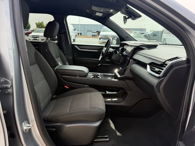 used 2025 GMC Acadia car, priced at $35,182