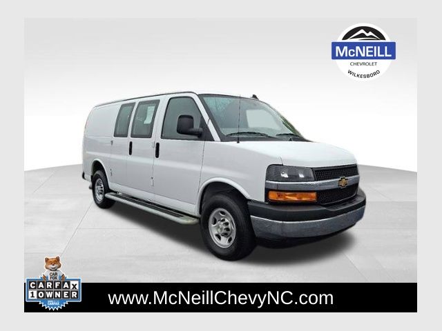 Summit White 2024 Chevrolet Express Cargo 2500 RWD Van Rear-Wheel Drive 8-Speed Automatic Overdrive