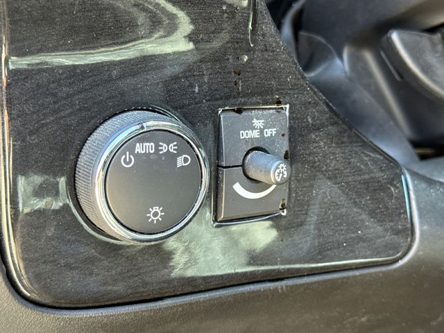 Used 2021  Chevrolet LS image 18