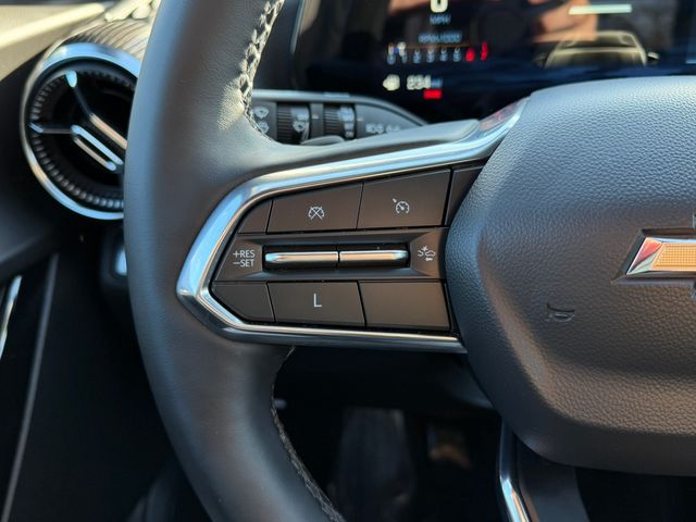 used 2025 Chevrolet Equinox car, priced at $26,777