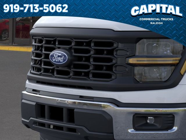New 2026 Oxford White Ford XL image 17