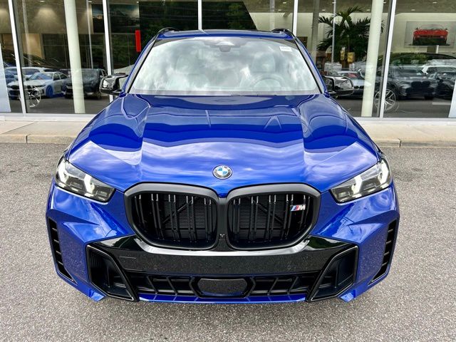 2025 BMW X5 M60i 2