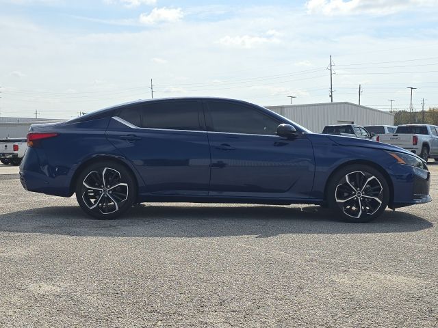 2024 Nissan Altima 2.5 SR:B02229