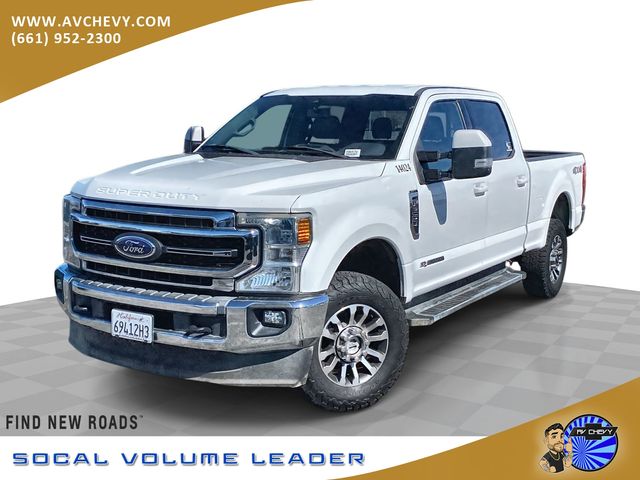 Oxford White 2022 Ford F-250 Super Duty Lariat Crew Cab 4WD Pickup Truck Four-Wheel Drive Automatic
