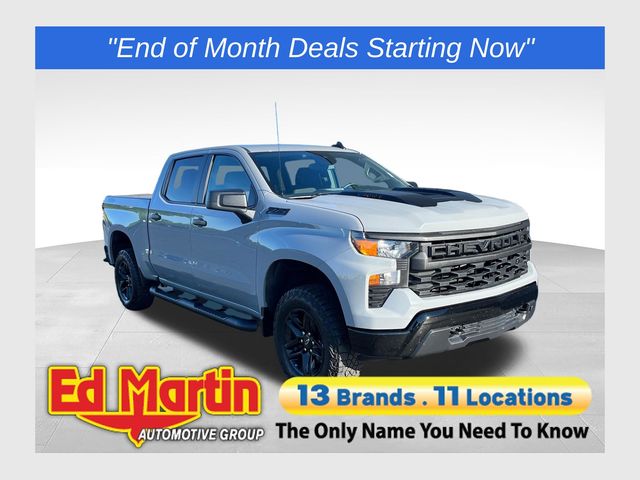  2024 Chevrolet Silverado 1500 Custom Trail Boss Crew Cab 4WD   
