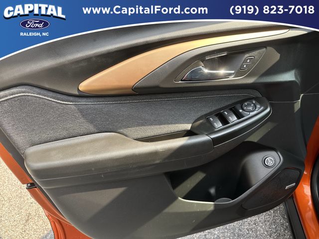 Used 2023 Red Chevrolet ACTIV image 20