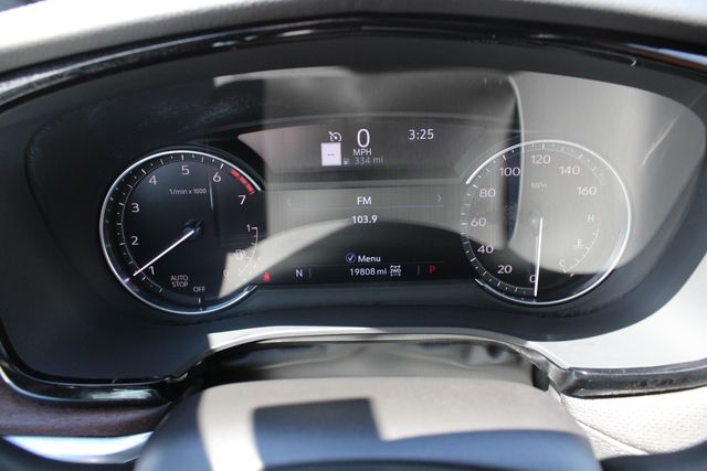 Used 2024 White Cadillac Premium Luxury image 11