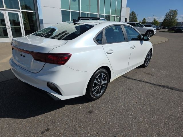 2023 Kia Forte LXS - Snow White Pearl exterior view 5