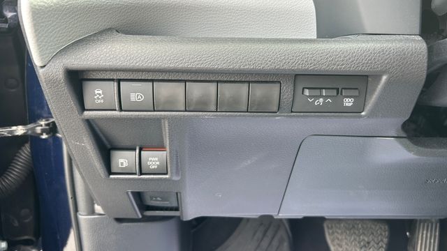 Used 2026 Toyota Sienna Van