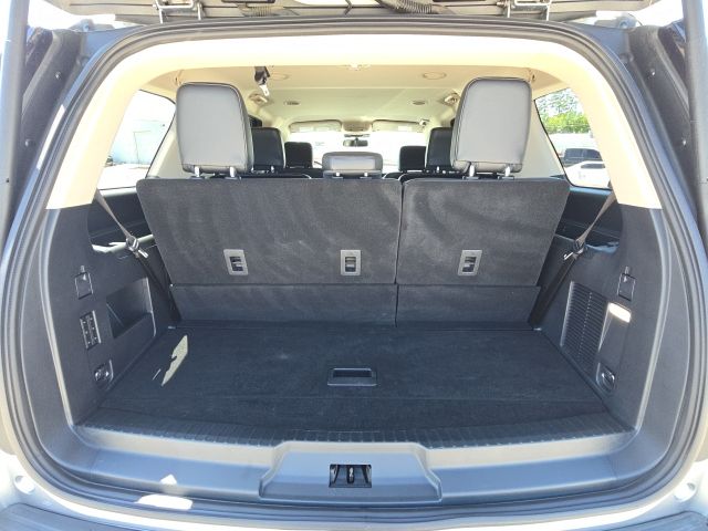 2024 Ford Expedition XLT:B02304