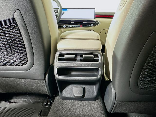 Thumbnail: 2026 Genesis GV70 - 18