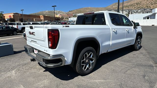 2024 GMC Sierra 1500 SLE 3