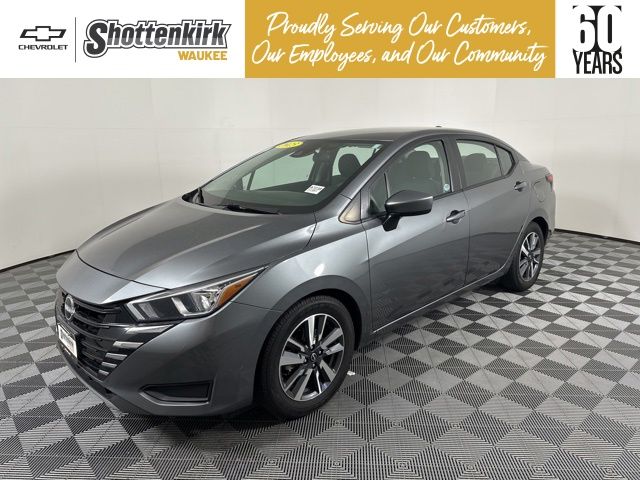 2023 Nissan Versa 1.6 SV CVT's photo
