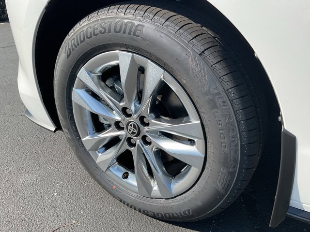 New 2026 Toyota Sienna Van