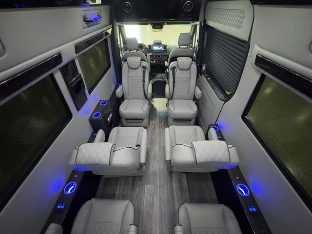 2025 Mercedes-Benz Sprinter 3500