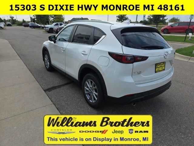 2023 Mazda CX-5 2.5 S Select Package - Rhodium White Metallic exterior view 9