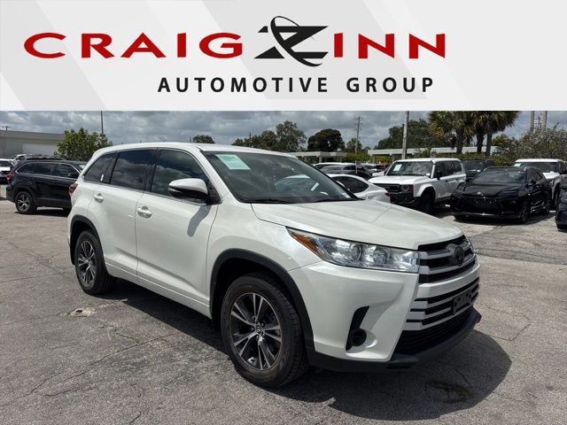 2018 Toyota Highlander LE