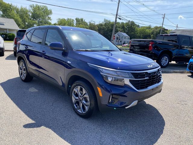 Used 2025 Kia Seltos SUV