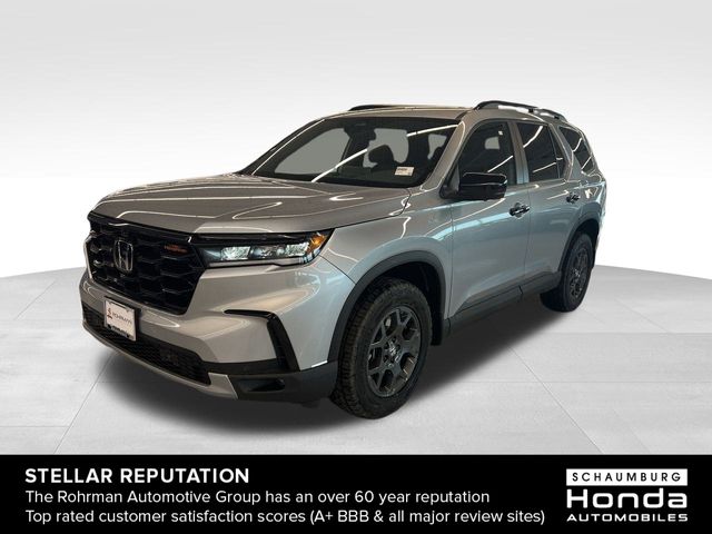 2025 Honda Pilot TrailSport 2