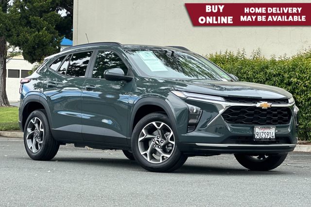 Cypress Gray 2025 Chevrolet Trax LT FWD SUV / Crossover Front-Wheel Drive 6-Speed Automatic