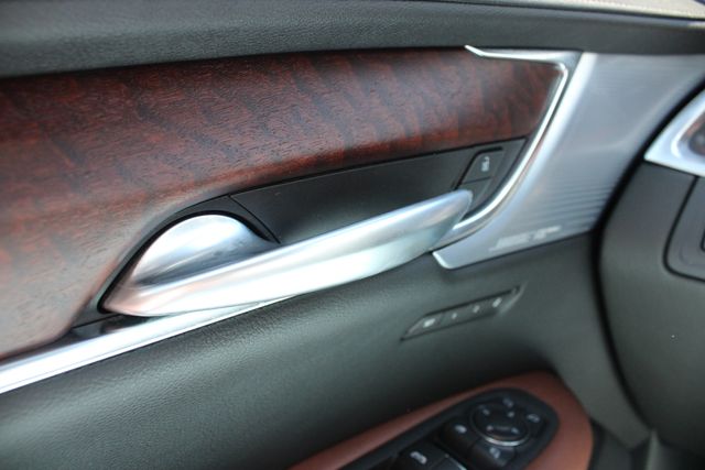 Used 2024 White Cadillac Premium Luxury image 8