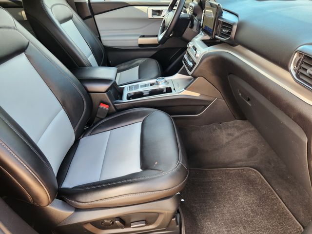 2022 Ford Explorer XLT Black at AutoSavvy Houston Southwest