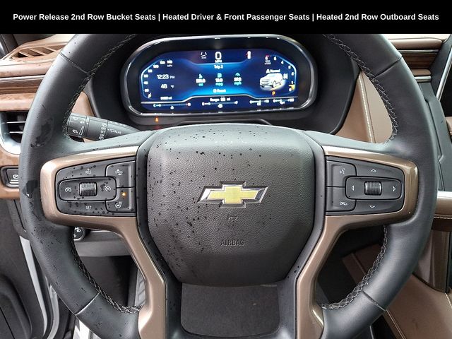2023 Chevrolet Suburban High Country photo