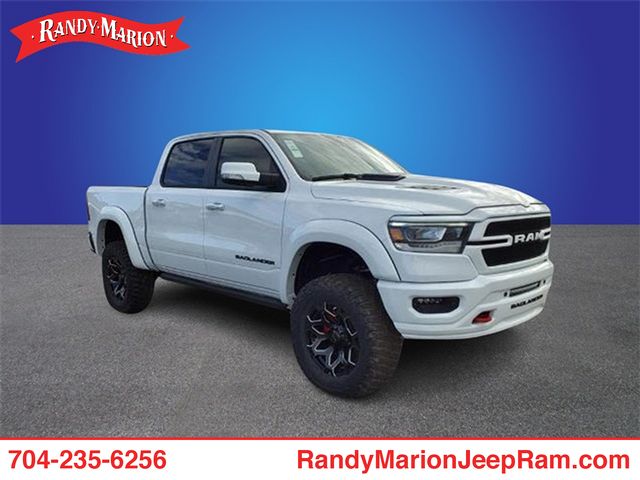 Bright White Clearcoat 2022 RAM 1500 Pickup Truck Four-Wheel Drive 8-Speed Automatic