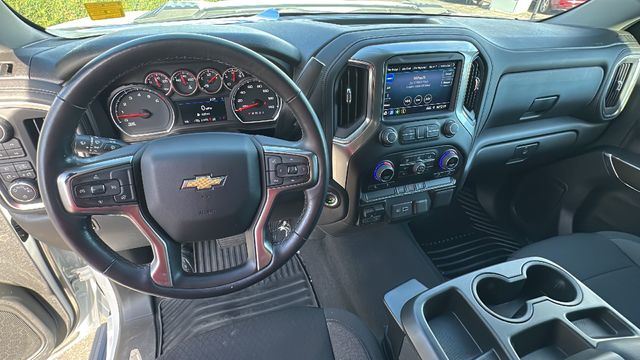 2022 Chevrolet Silverado 3500HD LT 44