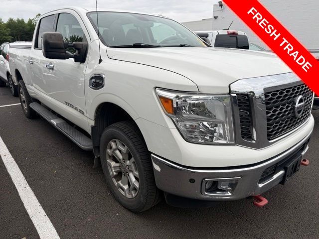 Glacier White 2016 Nissan Titan Pickup Truck Four-Wheel Drive 6-Speed Automatic