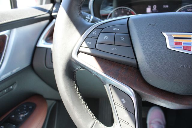 Used 2024 White Cadillac Premium Luxury image 13