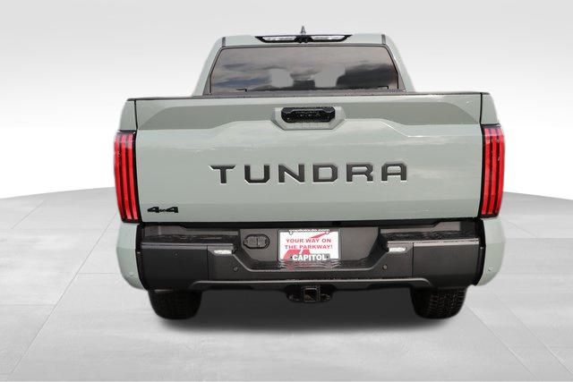 2025 Toyota Tundra Limited 18