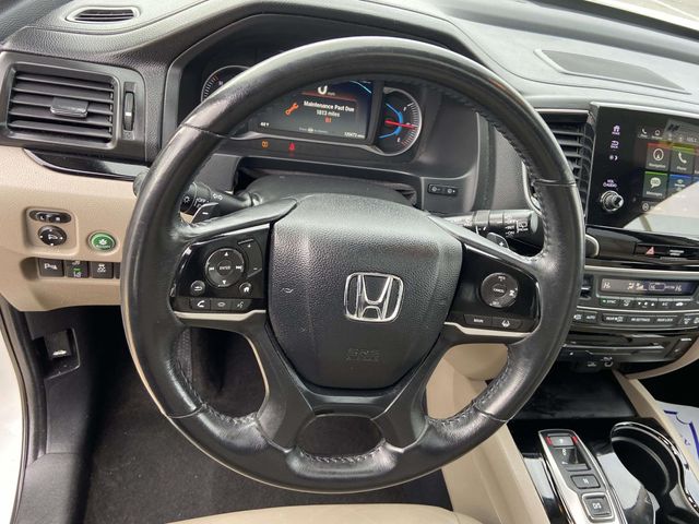 Used 2020 White Honda Touring image 14