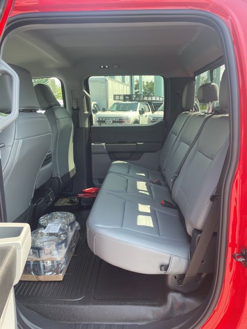 2025 Ford F-350 Super Duty XL