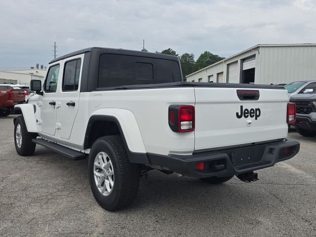 2023 Jeep Gladiator Sport S:46141A